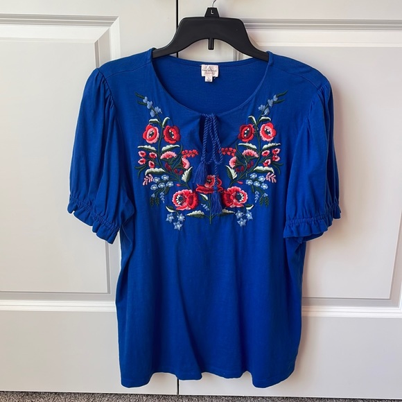 TJ Maxx Royal Blue Top w/ Multicolored Design - Picture 1 of 6